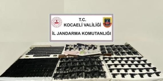 Kocaeli ’de bir ayda 28 silah ve 835 silah parçası ele geçirildi
