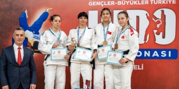 759 sporcunun katıldığı judo şampiyonasında madalyalar sahiplerini buldu