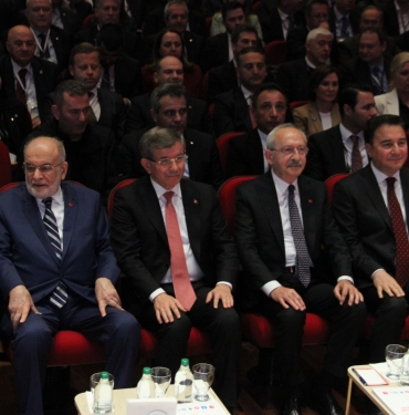 Millet İttifakı, İzmir'de toplandı