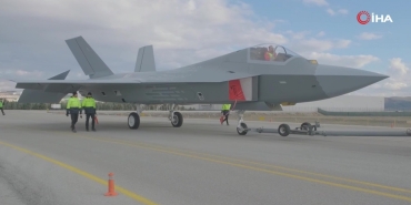 Milli Muharip Uçak'ın ilk görüntüleri paylaşıldı