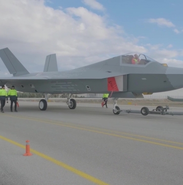 Milli Muharip Uçak'ın ilk görüntüleri paylaşıldı