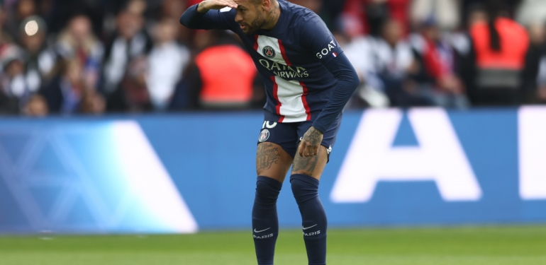 Neymar, sakatlığı sebebiyle sezonu kapattı