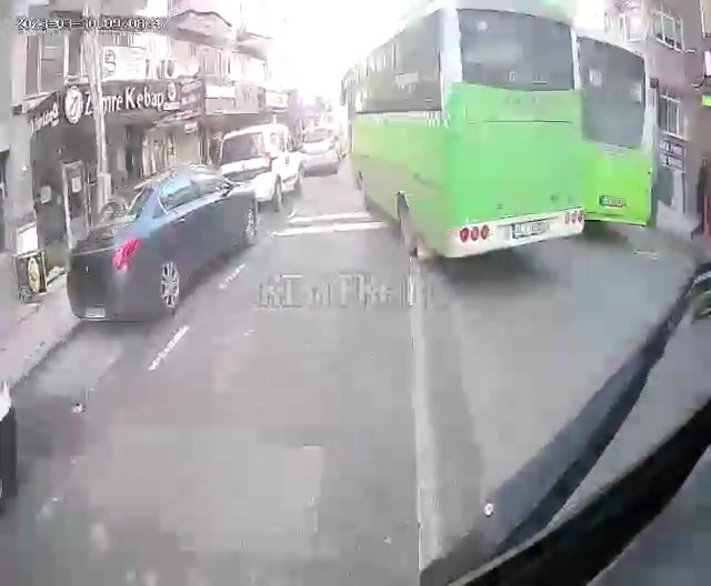 Ömer ’e çarpıp kaçan özel halk otobüsünün sürücüsü yakalandı