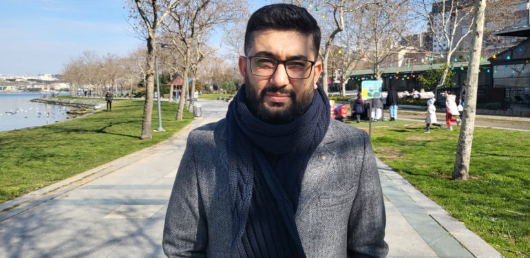 Özbekistanlı Youtuber Abdukarim Mirzayev depremzedeler için yaklaşık 320 bin dolar bağış topladı