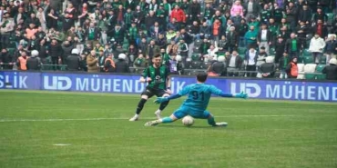 TFF 2. Lig: Kocaelispor: 3 - Uşakspor: 0