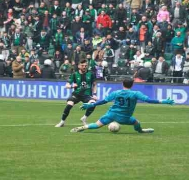 TFF 2. Lig: Kocaelispor: 3 - Uşakspor: 0