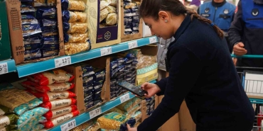 Zabıtadan market denetimi