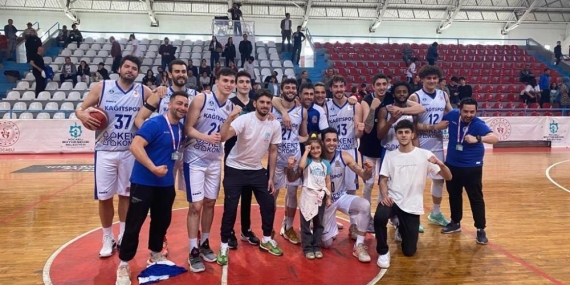 Türkiye Basketbol Ligi: Kocaeli BŞB Kağıtspor: 86 – Bornova Belediyesi Karşıyaka: 84