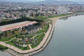 Başiskele sahiline yeni sosyal tesis yapılıyor