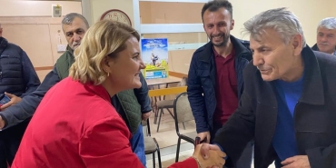 Başkan Hürriyet esnafı unutmadı