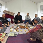 baskan-kocaman-cadirda-gonul-sofrasina-konuk-oldu
