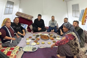 Başkan Kocaman, çadırda gönül sofrasına konuk oldu