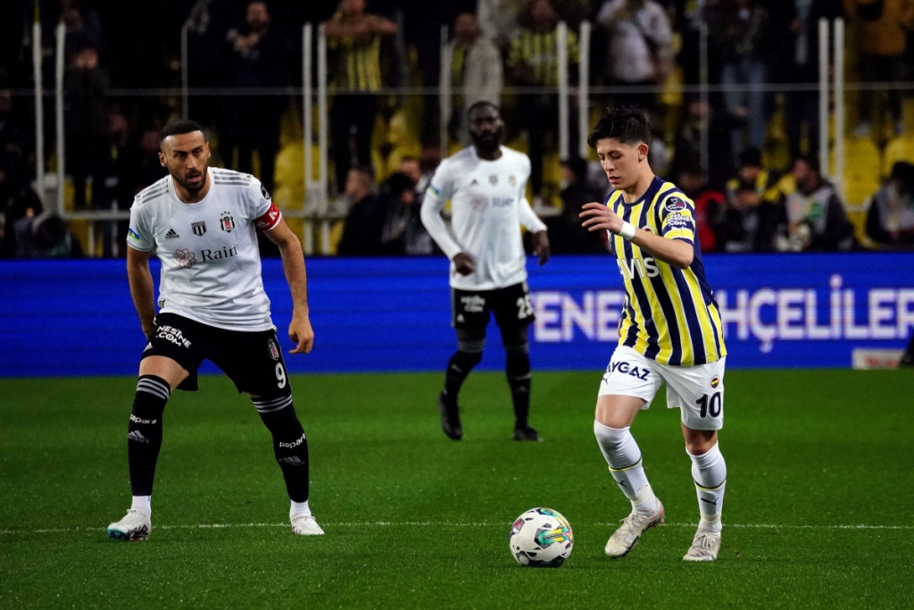 Beşiktaş geriden gelip 10 kişiyle kazandı!