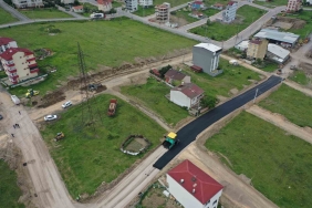 Çayırova ’nın 37 sokağında asfalt çalışması yürütülüyor