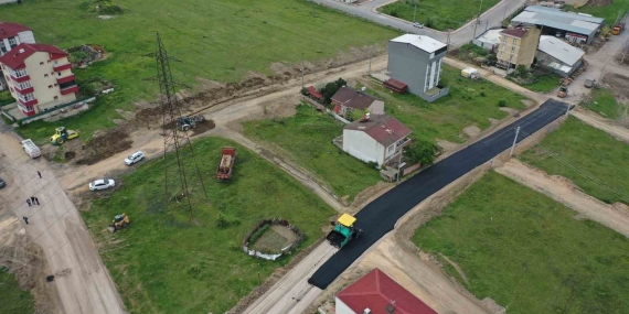 Çayırova ’nın 37 sokağında asfalt çalışması yürütülüyor