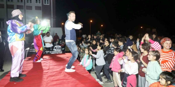 Dilovası ’nda çocuklar gönüllerince eğleniyor
