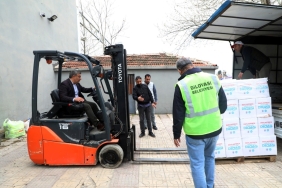 Dilovası ’nda tüm hanelere Ramazan kumanyası dağıtılıyor