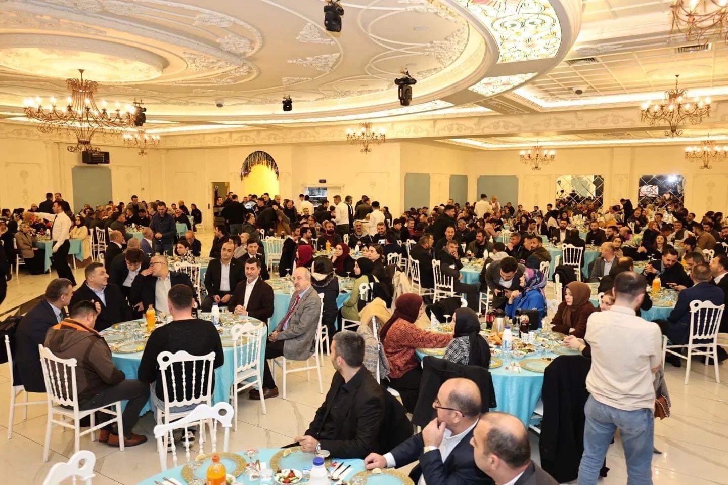Gebze Belediyesi ’nde en düşük maaş 15 bin TL