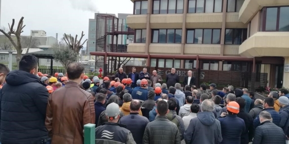 Gübretaş ’ta işçiler ayaklandı, sloganlarla yönetim binasına yürüdü