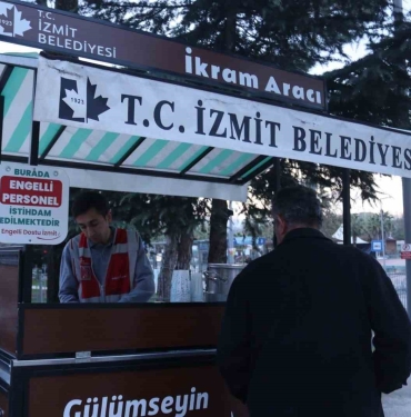 İftara geç kalan vatandaşlara çorba ikramı