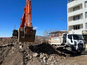 İzmit Belediyesi ekipleri Adıyaman ’da