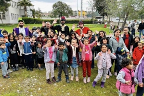 Kahramanmaraş ’ta çocuklar Hacivat ve Karagöz ile eğlendi