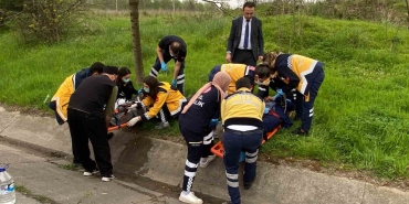 Kamyon kırmızı ışıkta duran araca çarptı: 2 yaralı