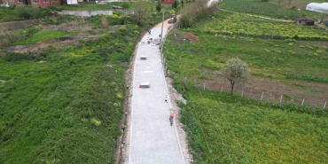 Karamürsel ’in köylerine parke yol yapılıyor