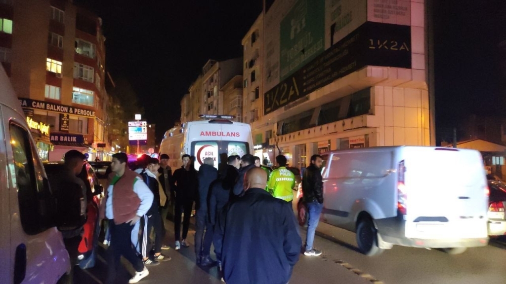 Kocaeli ’de otomobilin çarptığı yaya yaralandı