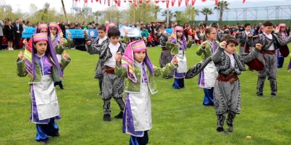 Körfez’de miniklerin muhteşem 23 Nisan gösterisi