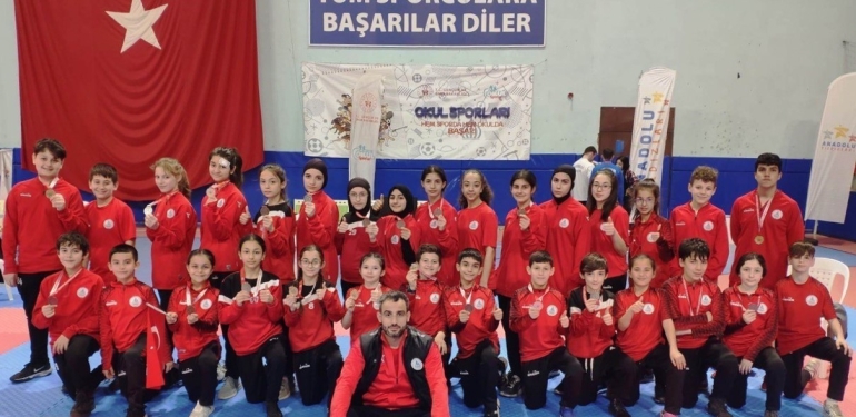 Körfez ’in karatecilerinden büyük başarı