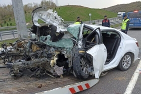 Kuzey Marmara ’da feci kaza: Motor, otomobilden ayrılarak yola savruldu
