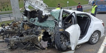 Kuzey Marmara ’da feci kaza: Motor, otomobilden ayrılarak yola savruldu