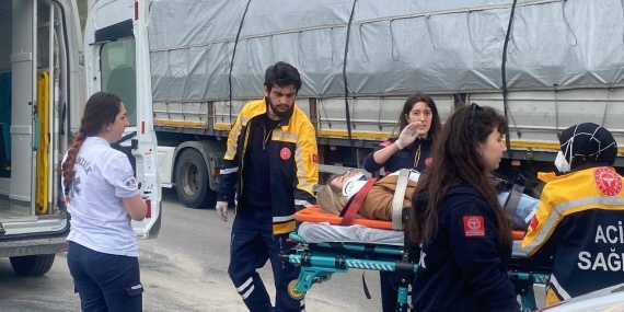 TEM ’de 7 aracın karıştığı zincirleme kazada can pazarı