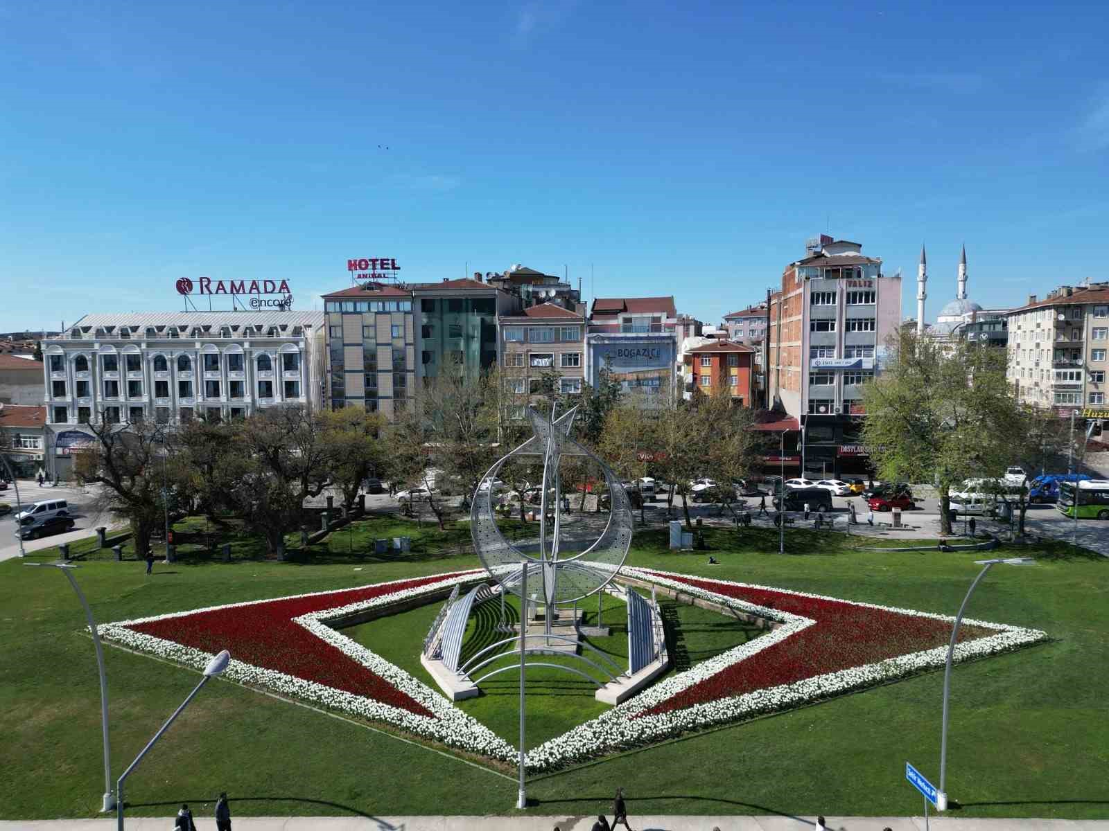 TOGG ’un logosunu çiçeklerle işlediler