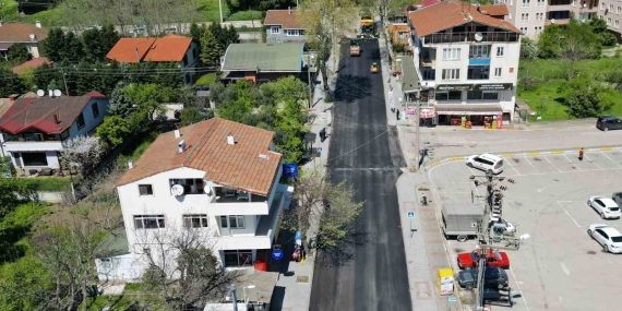 Tuğrul Caddesi ’ne 550 ton sıcak asfalt