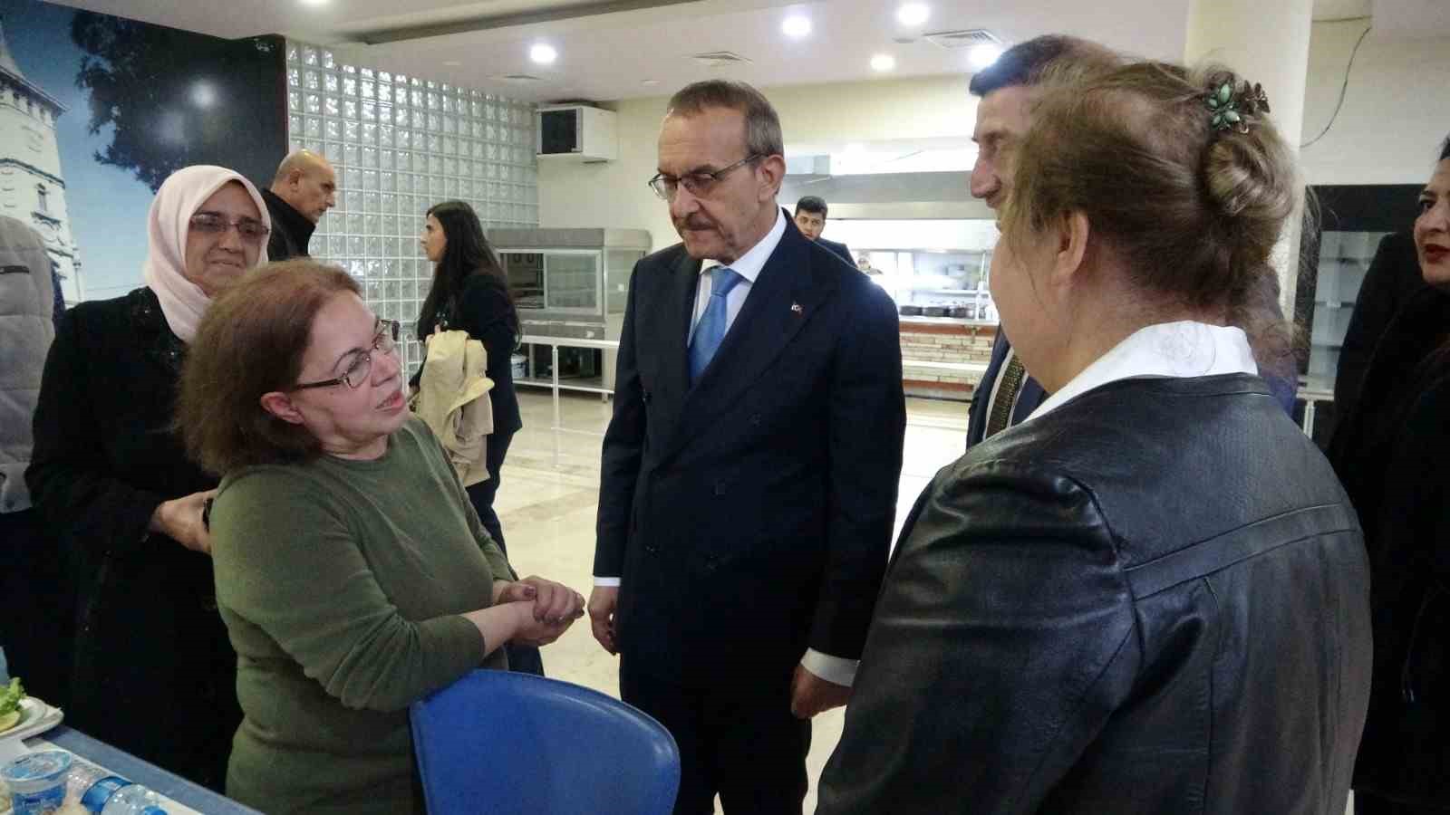 Vali Yavuz: "Kocaeli ’ye 40 bine yakın depremzedemiz geldi"