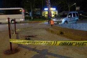 Yabancı uyruklu grubun bıçaklı kavgasında kan aktı: 3 yaralı