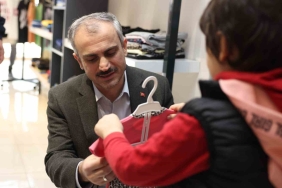 Yetim çocuklara bayramlık hediyesi