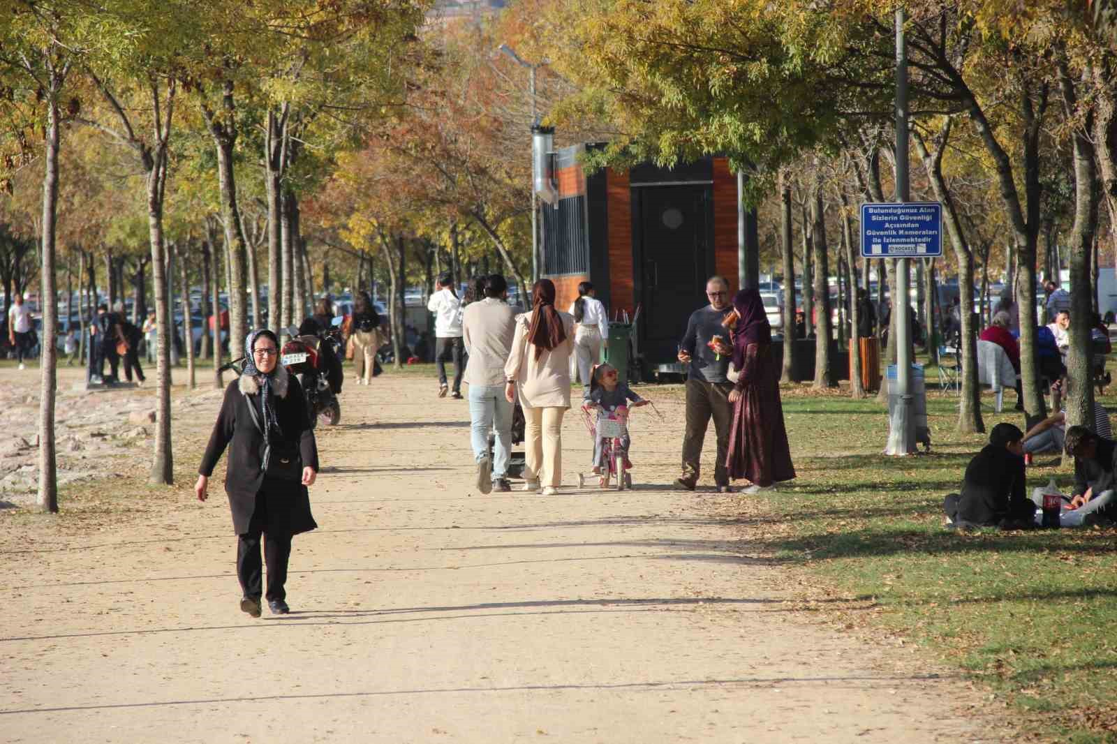 Yurt dışından Kocaeli ’ye gelenler, gidenleri ikiye katladı