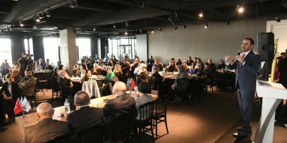 Başkan Özlü: “Gelecek neslimizi Türkiye Yüzyılı’na hazırlıyoruz”