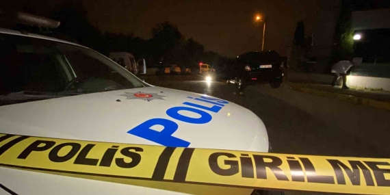 Ayrılmak isteyen sevgilisini cadde ortasında tabancayla vurdu