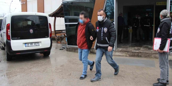 Bahçeye giren tavuk yüzünden cinayet işlenmişti: