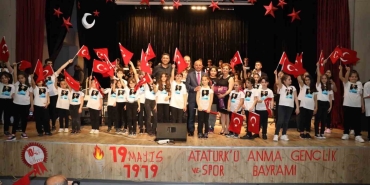 Barış Manço şarkıları Körfez ’de hayat buldu