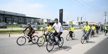 Başkan Kocaman gençlerle pedal çevirdi