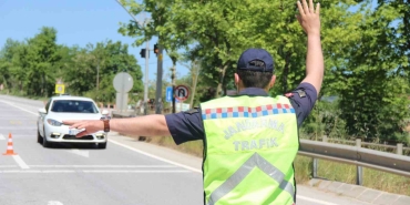 Bir ay içinde 717 araç trafikten men edildi