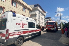 Çatı yangını panik oluşturdu