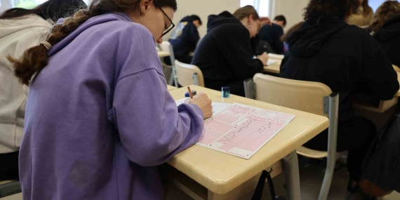 Darıca ’da öğrencilere ücretsiz deneme sınavı