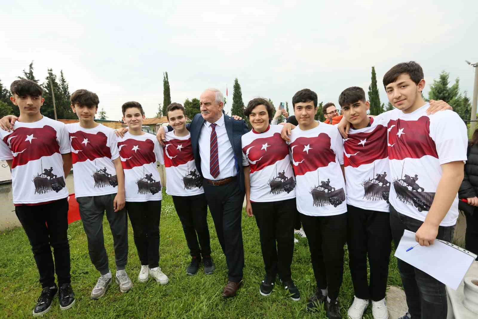 Derince ’de 19 Mayıs coşkusu erken başladı