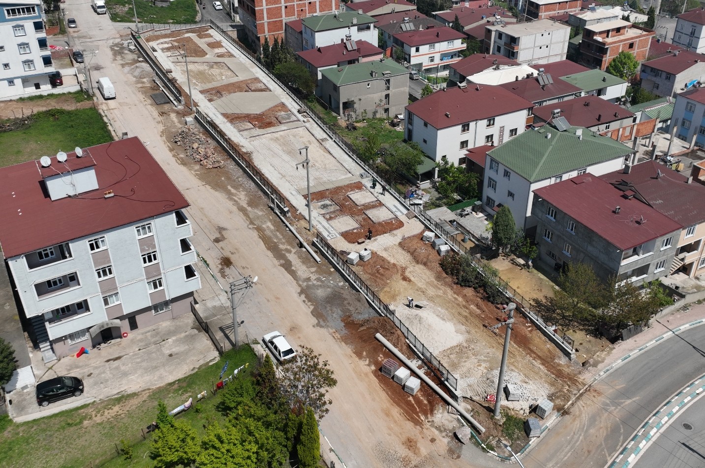 Dilovası ’nda minikler yeni parklarına kavuşuyor